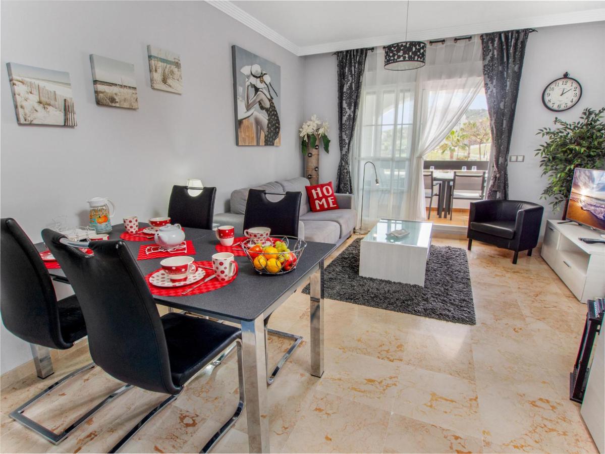 2091- Apt Close From All Amenities Манилва Экстерьер фото
